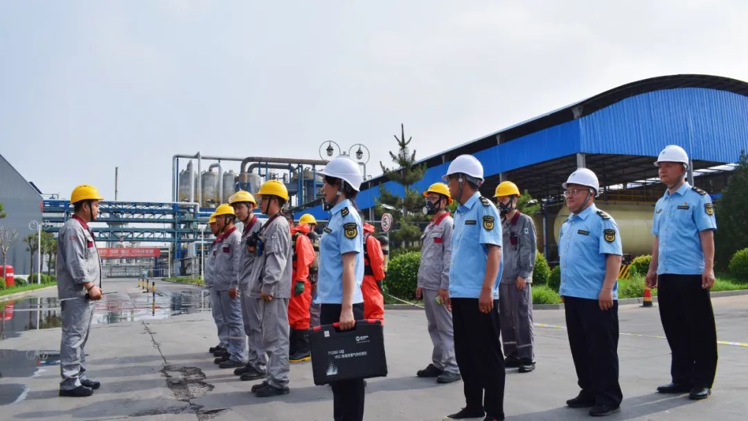 演“真”练“实”，AG恒峰集团开展氯甲烷泄漏事故应急演练