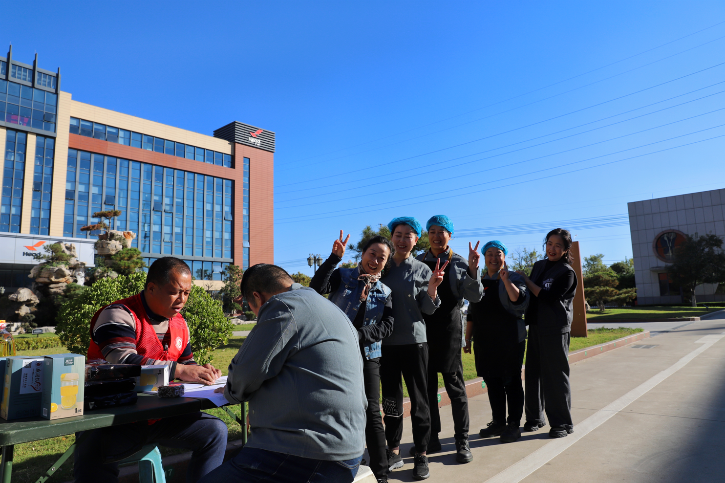 奉献青春热血 践行企业担当——AG恒峰集团组织开展无偿献血活动